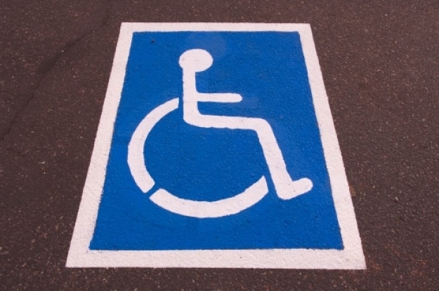 Colocan paraderos para personas  con discapacidad en Chiautempan
