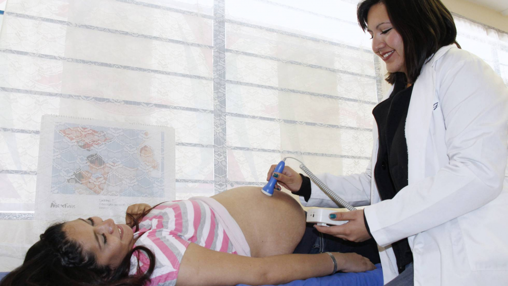 Cada día mueren dos mujeres en México durante el embarazo