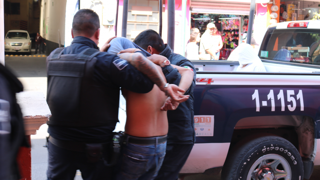 Policía de Chiautempan detiene a asaltantes