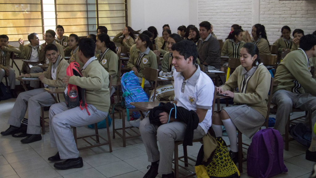 Más de 1,4 millones de adolescentes en México, sin conocimientos