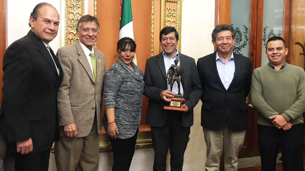 Acuerdan alcaldesa de Tlaxcala y rector de la UACH