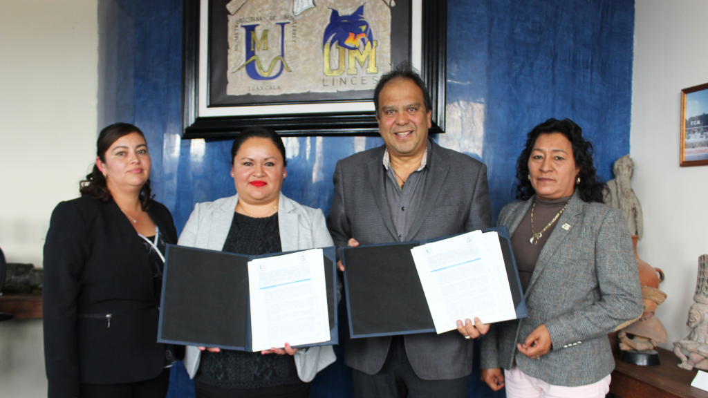 Signan convenio UMT e instituto Sor Juana Inés de la Cruz