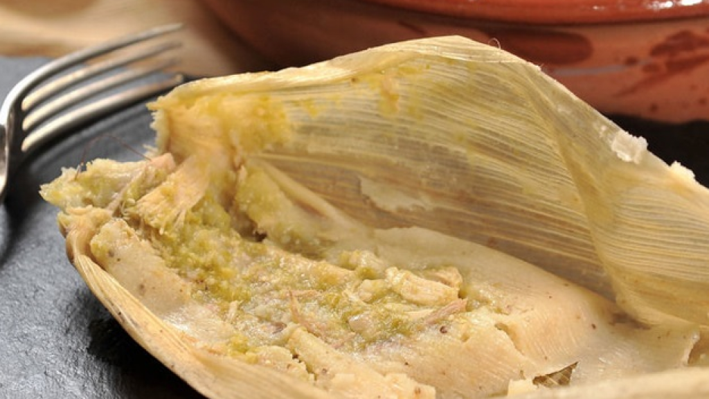 Tamales verdes de pavo