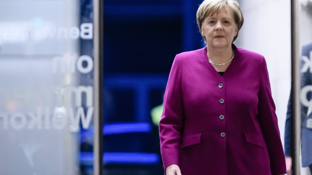 Merkel admite que su partido ha pagado “un precio muy alto” 