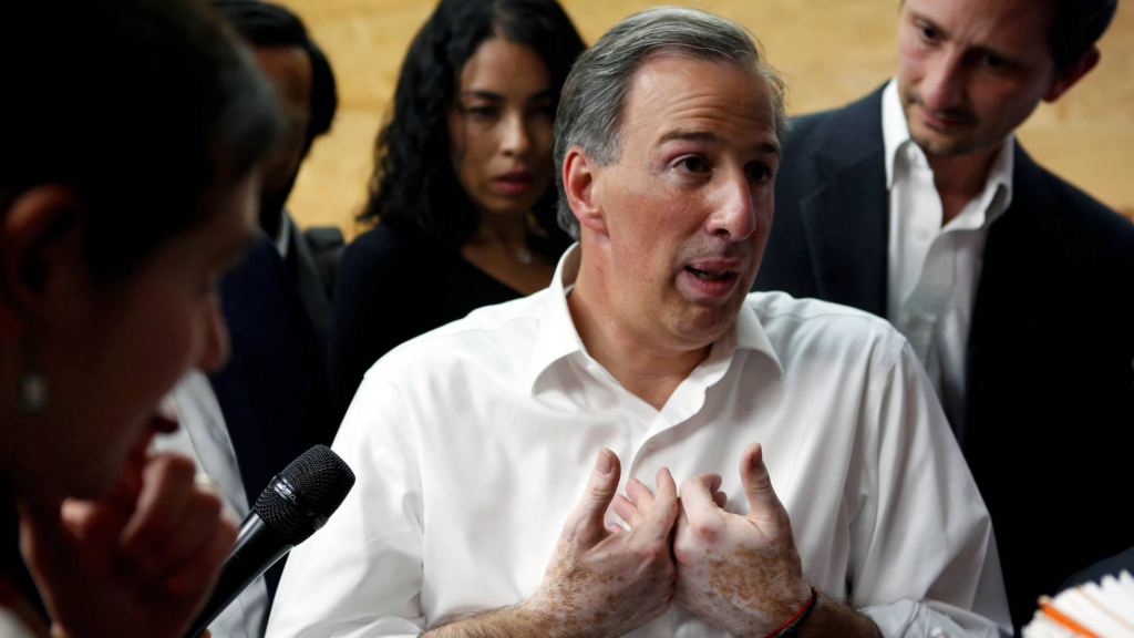 Meade incorpora a dos hombres fuertes del PRI