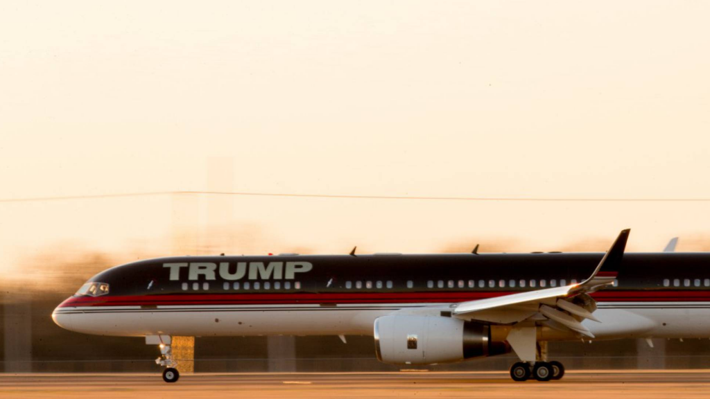 Trump propone a su piloto como director de la Aviación Federal