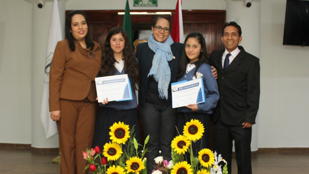 Realiza IMM sección secundaria y bachillerato concurso