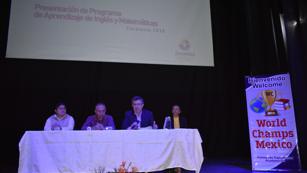 Zacatelco y World Champs presentan proyecto educativo