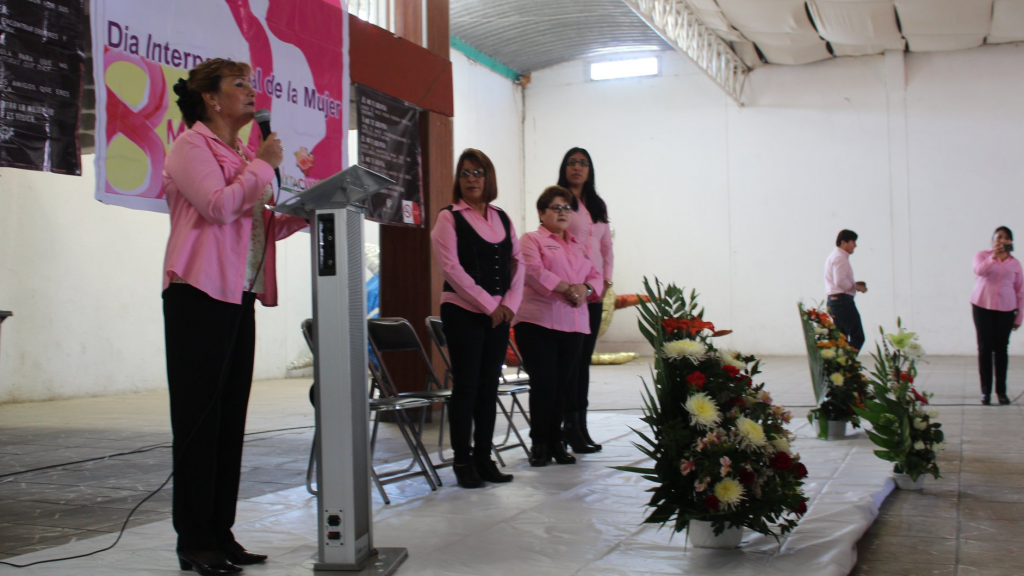 Ixtacuixtla  celebró a la Mujer con la entrega de silla de ruedas