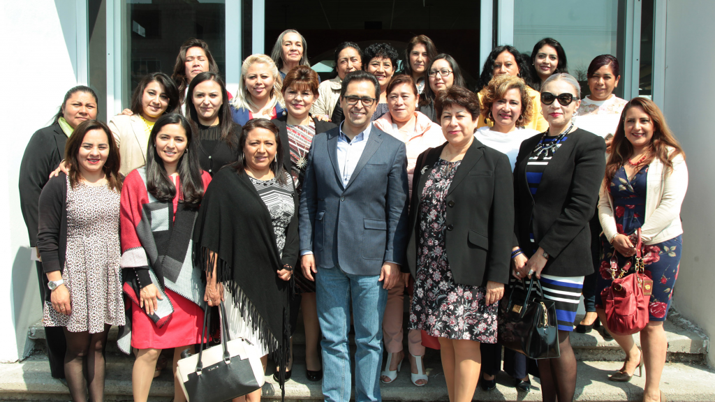 Mujeres deciden de manera mayoritaria el rumbo de la educación