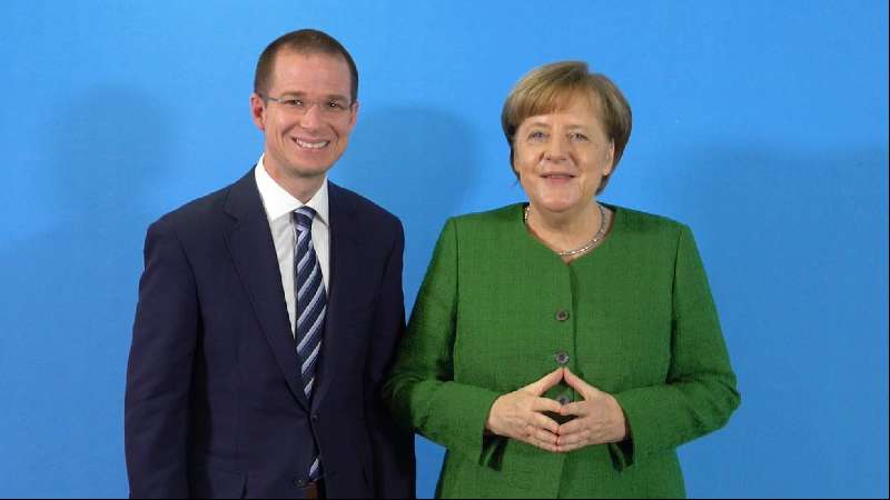 Anaya se reúne en Berlín con Angela Merkel