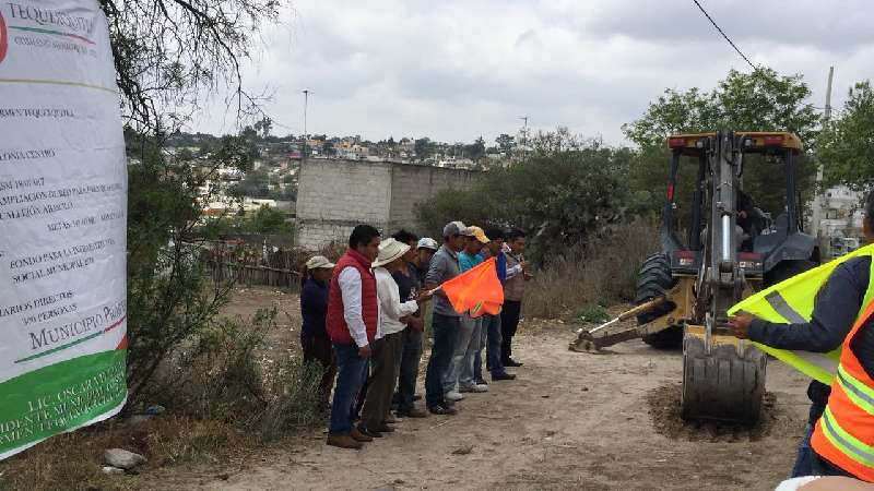 Comienzan 2 obras en Tequexquitla