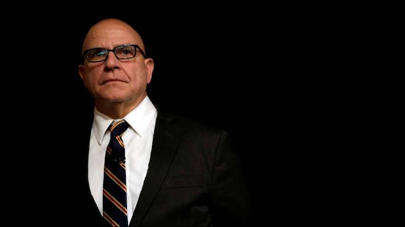 Trump apunta ahora al general McMaster en su crisis de Gobierno