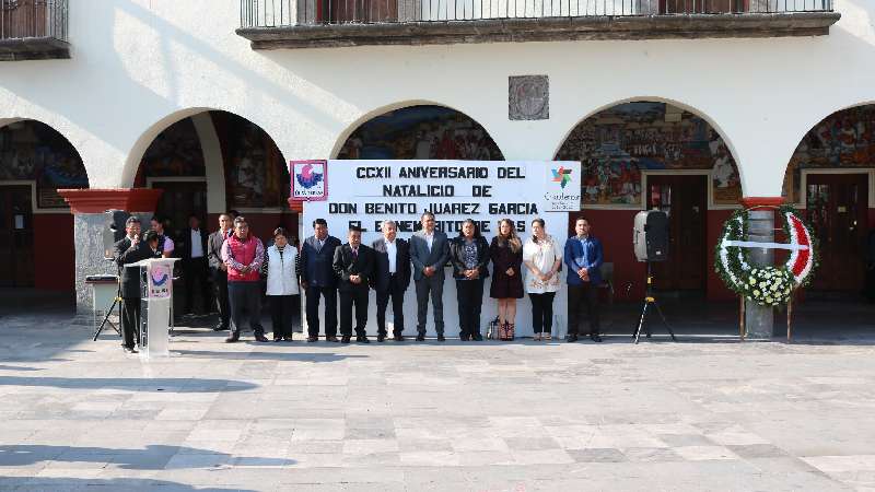 Conmemora Chiautempan 212 años del natalicio  de Benito Juárez