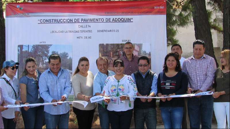 Entrega Anabell Ávalos tercer paquete de obras de 2017 por 8.7