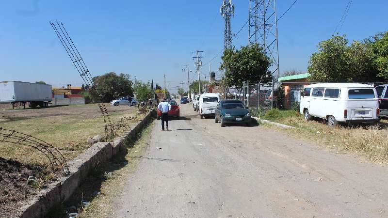 Arranque de obra de adoquinamiento en calle “Fresnos”