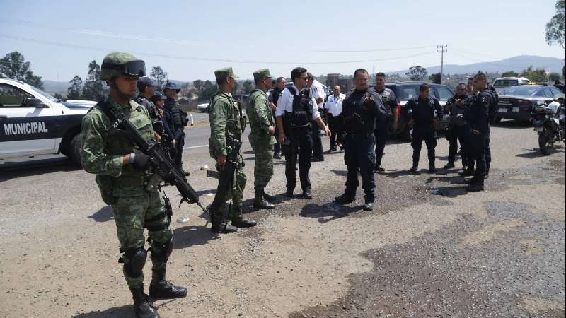 Ascienden a 15 los cadáveres hallados en Michoacán