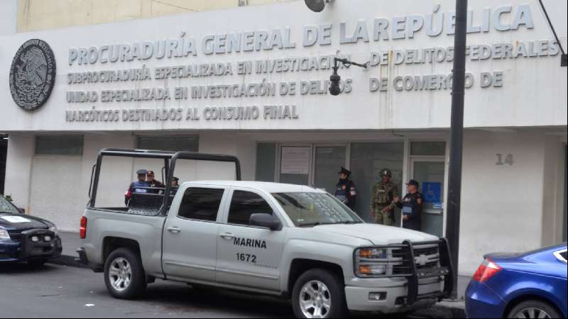 Una noche de enfrentamientos entre narcos y marinos en México