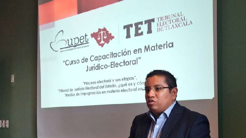 Imparte TET curso de capacitación a periodistas del estado