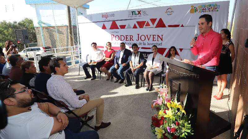 Inaugura ITJ centro poder joven en Apetatitlán