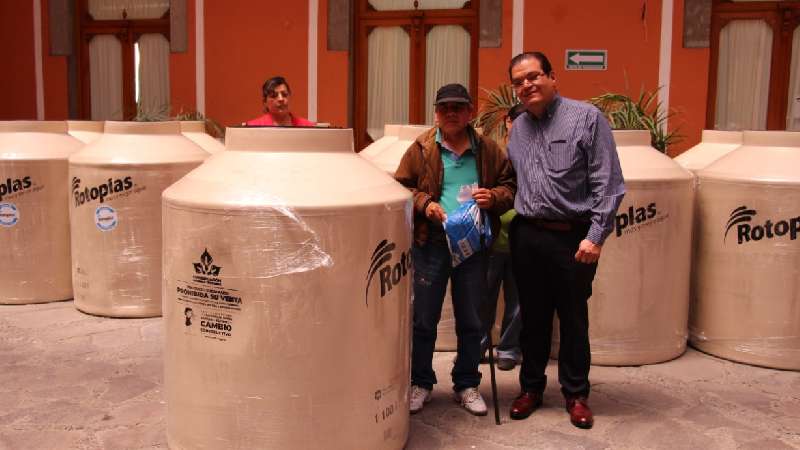 Presidente Municipal de Huamantla beneficia a 28 familias