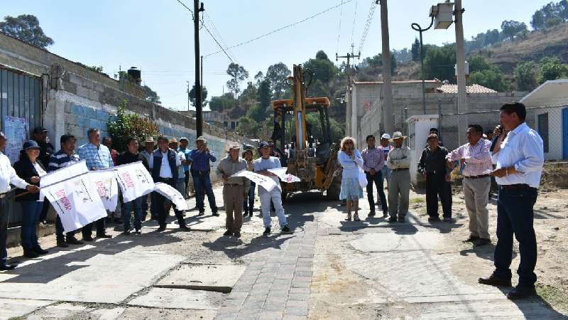 Llaman a vecinos a vigilar realización de obras