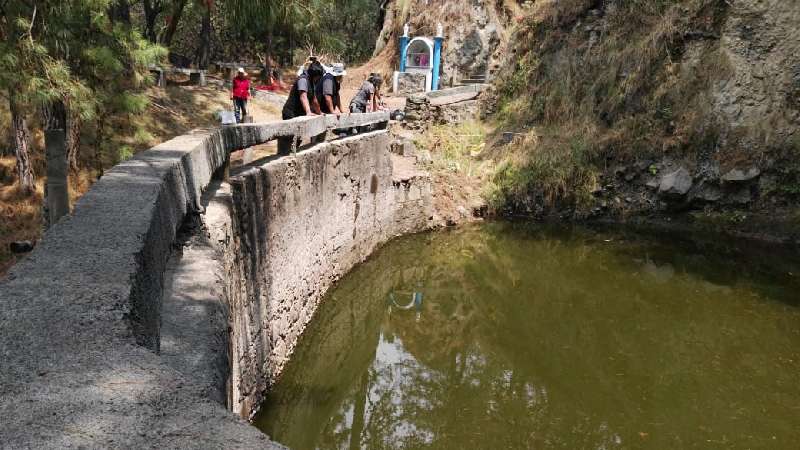 Chiautempan limpia jagüey en San Pedro Tlalcuapan