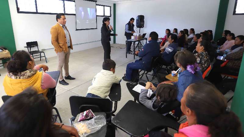 Brinda Coespo servicios de prevención de embarazo adolescente