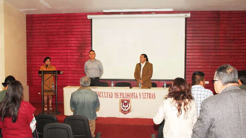 Celebró UAT el 1er. Coloquio