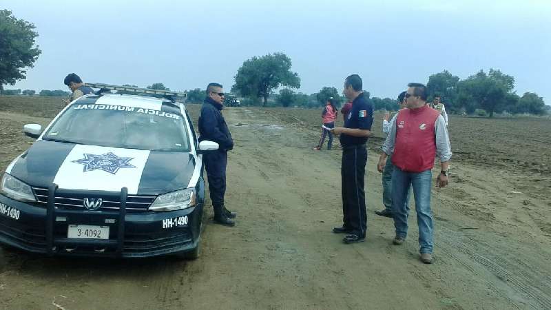 Al llevarle comida a su abuelo, rayo alcanza a niñas, mueren