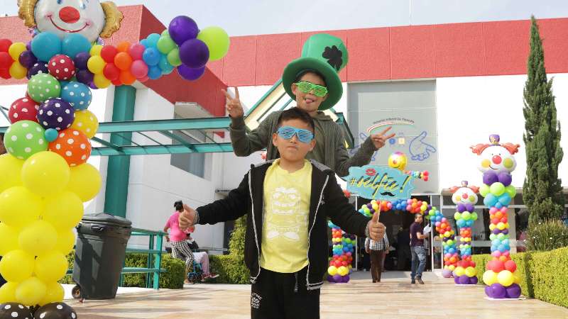 Celebra DIF estatal día del niño en el hospital infantil