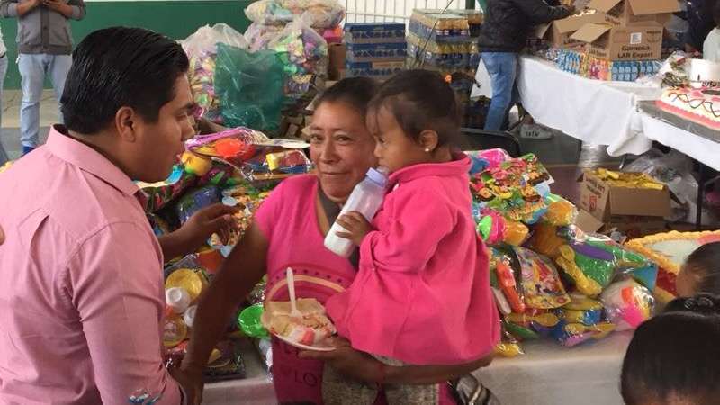 Celebran a niños en Tequexquitla