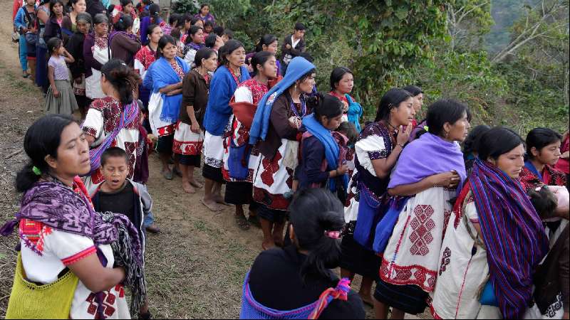 La violencia llevan al éxodo a más de 12.000 indígenas en México