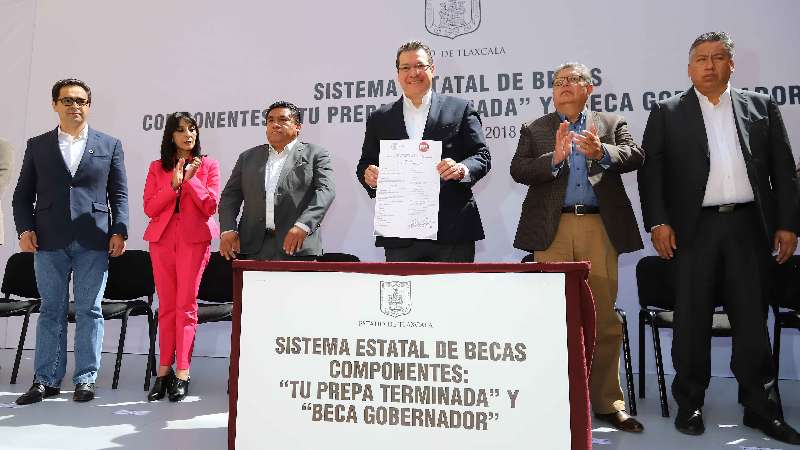 Sistema estatal de becas lanza 