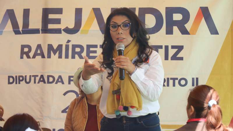 Trabajo legislativo con resultados ofrece Alejandra Ramírez