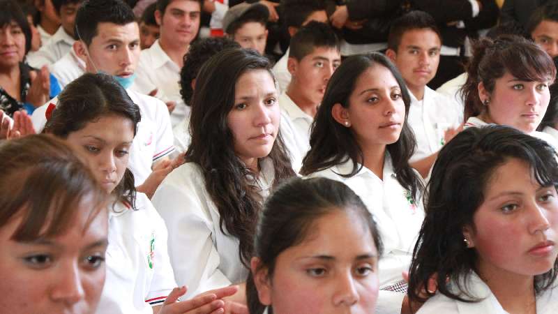 Este lunes abre SEPE de registro para beca tu prepa terminada