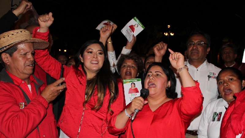 Cerrar filas con candidatos pide Blanca Águila