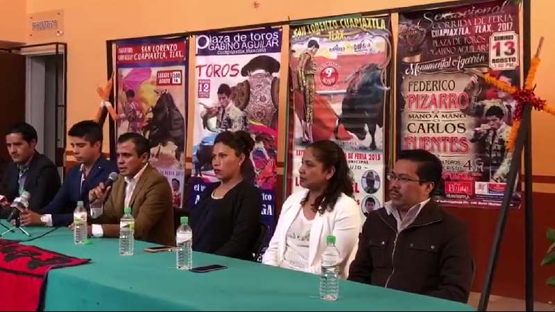 Presentación de la feria taurina de Cuapiaxtla