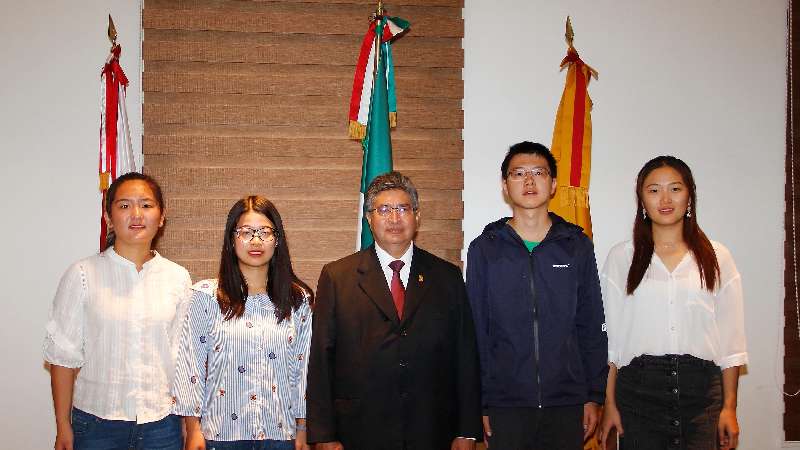 Visitan la UAT alumnos de la Universidad de China