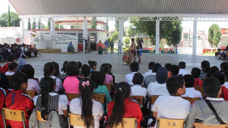 Realiza alcaldía capitalina Jornada primaria de Ixtulco