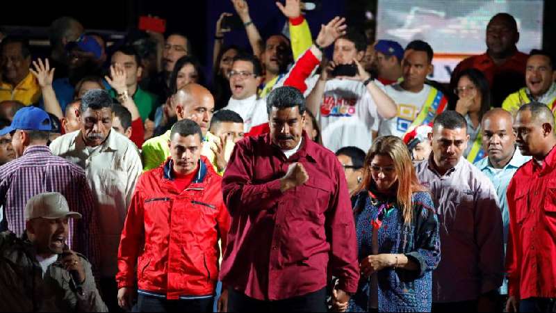 La maquinaria chavista se desinfla ante la alta abstención