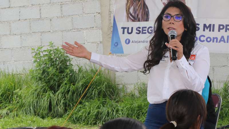 Suma de esfuerzos para mejores salarios:Alejandra Ramírez 