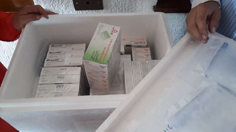 Donan medicamentos a DIF Huamantla 
