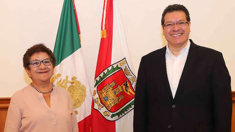 Fortalecen Marco Mena y subsecretaria federal la educación