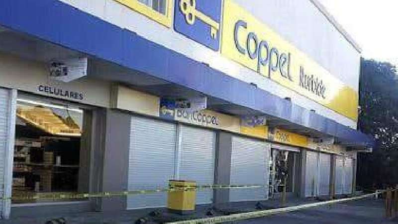 Hasta a clientes les toca asalto de Coppel en Zacatelco