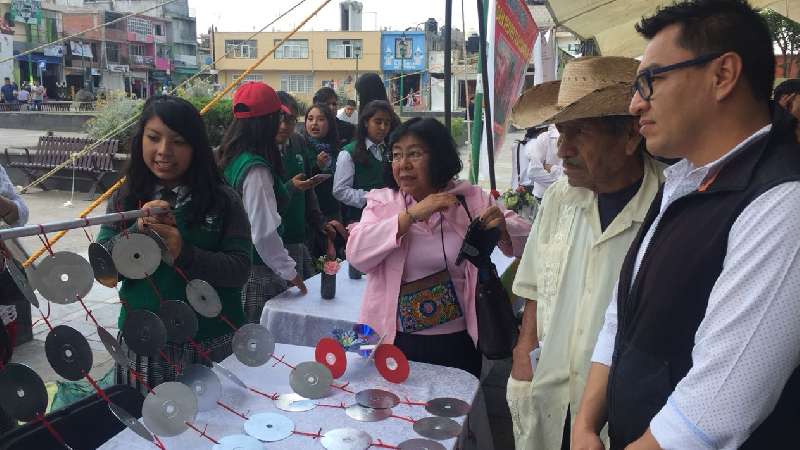 Celebra Tianguis Alternativo de Chiautempan su primer aniversario