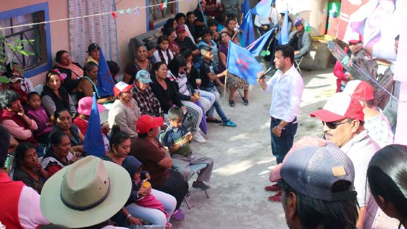 Fortalecer los programas para prevenir embarazos: Ignacio Ramírez