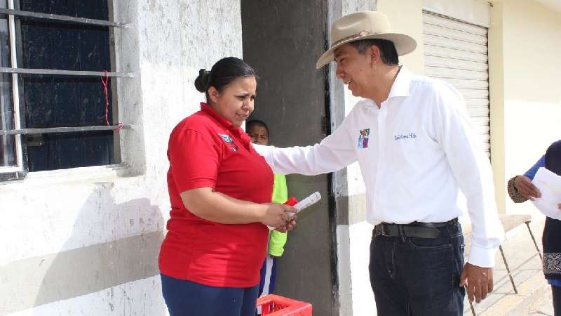 Impulsar el empleo en el distrito VI: Saúl Cano