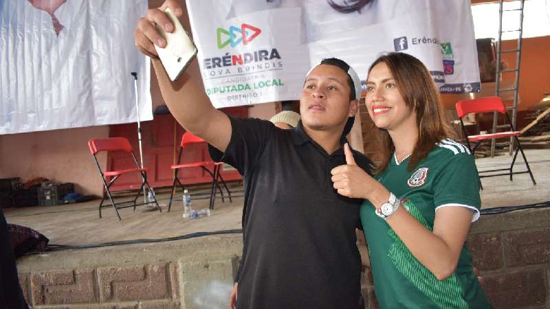 Tercer distrito listo para ganar: Sandra Corona