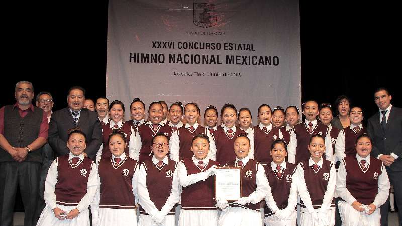 Realiza SEPE XXXVI concurso de interpretación del Himno Nacional